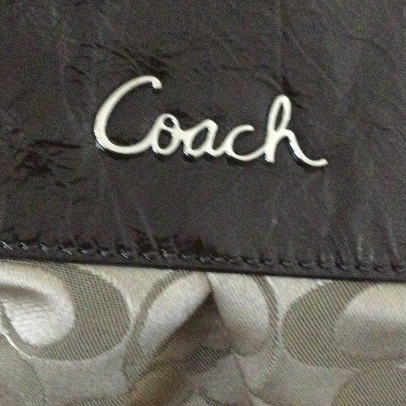 Coach - Picture 3 of 9